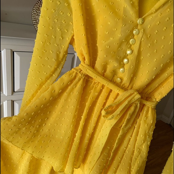 Dress - Picture 3 of 9